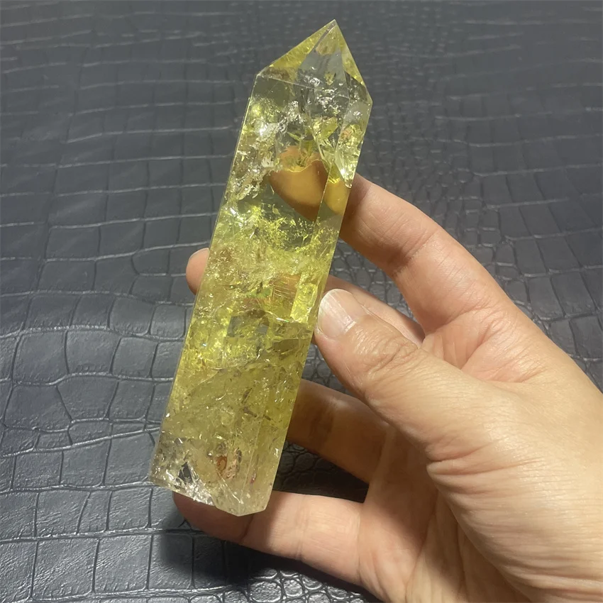 High Quality Natural Polished Clear Citrine Quartz Point with Rainbow Crystal Tower For Decoration