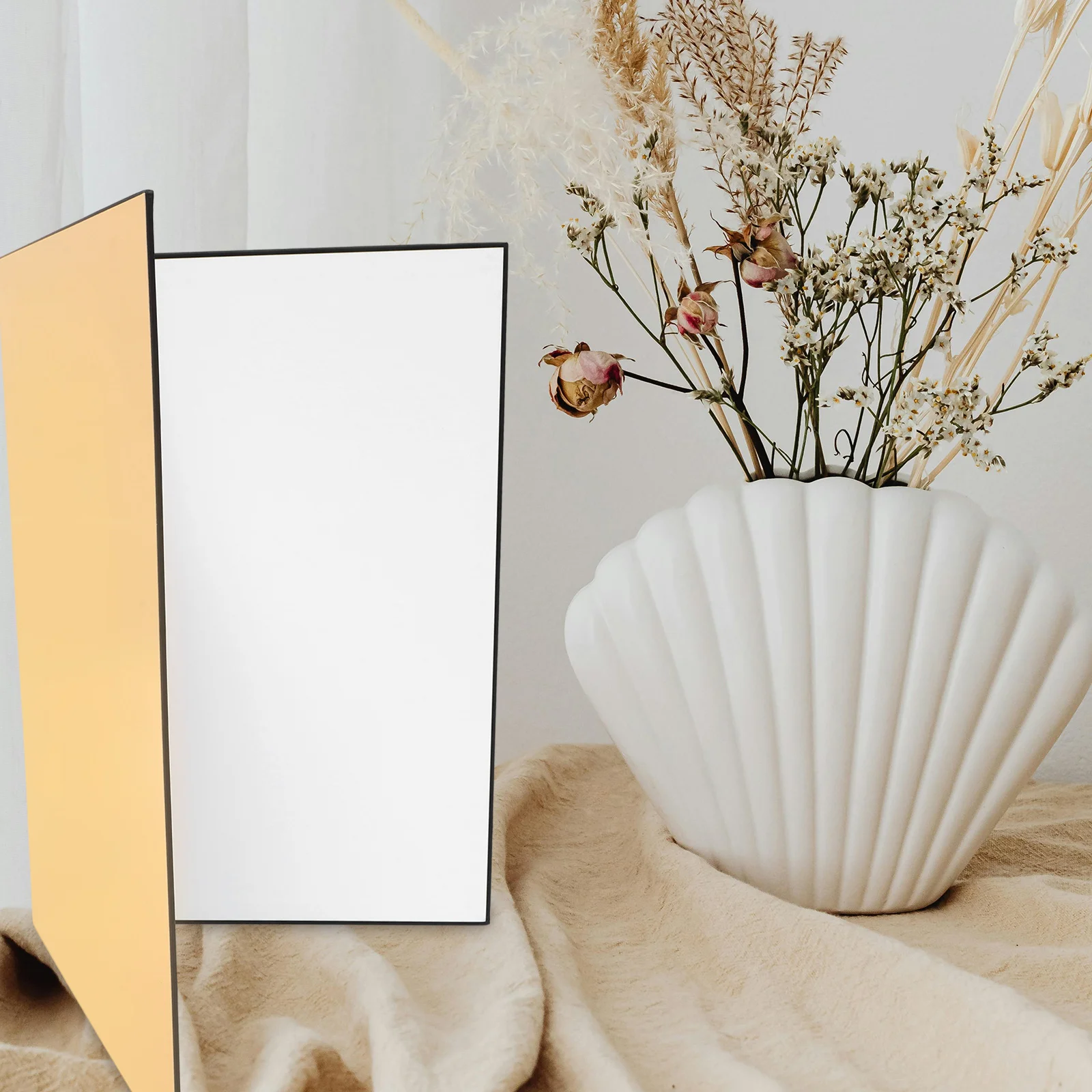 

A3 Foldable Reflective Board Photography Reflector Cardboard Folding Light Diffuser Photography Props for Still Life