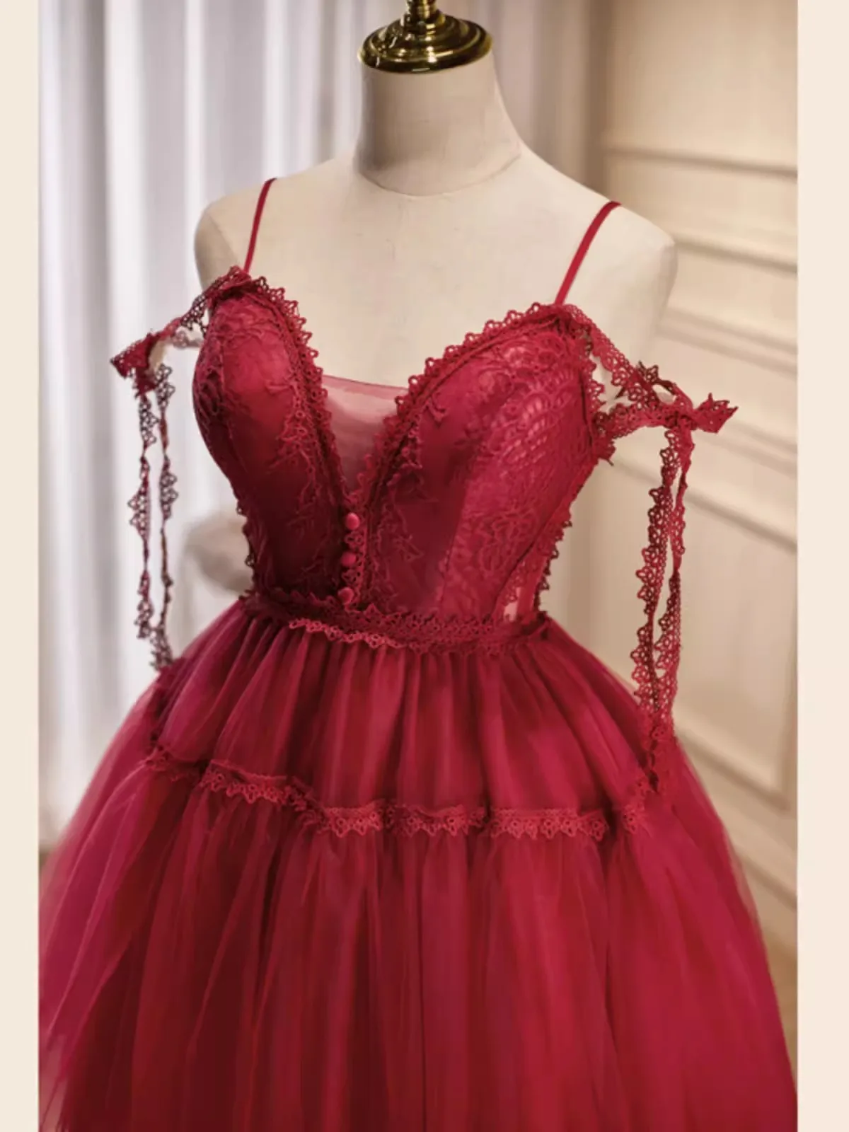 

Real Picture Wine Red Short Prom Dresses Spaghetti Strap Puffy Skirt Sexy Mini Cocktail Birthday Party Dress Homecoming Clubwear