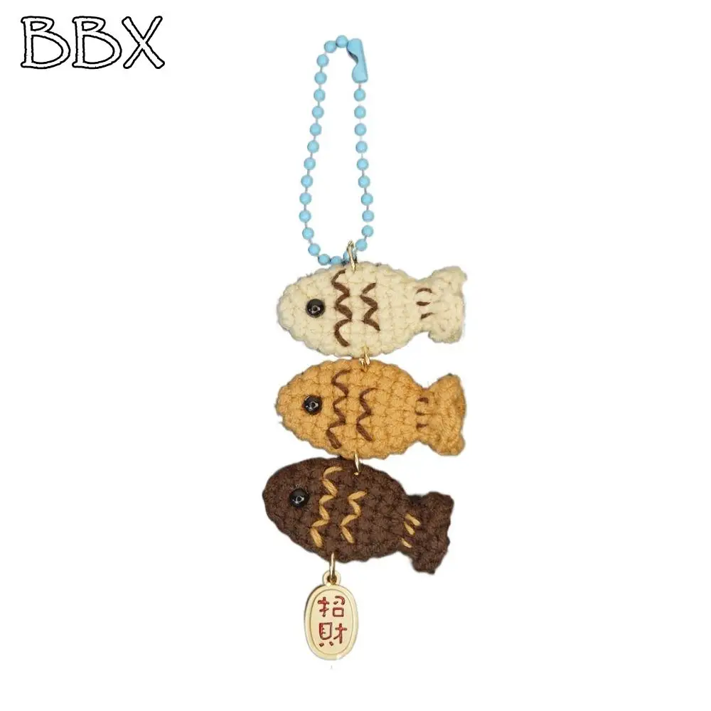 

Милый брелок ручной работы с изображением кошки и рыбы, плетение пряжи, автомобильный брелок, вязаный крючком, очаровательные аксессуары для мобильных телефонов для девочек