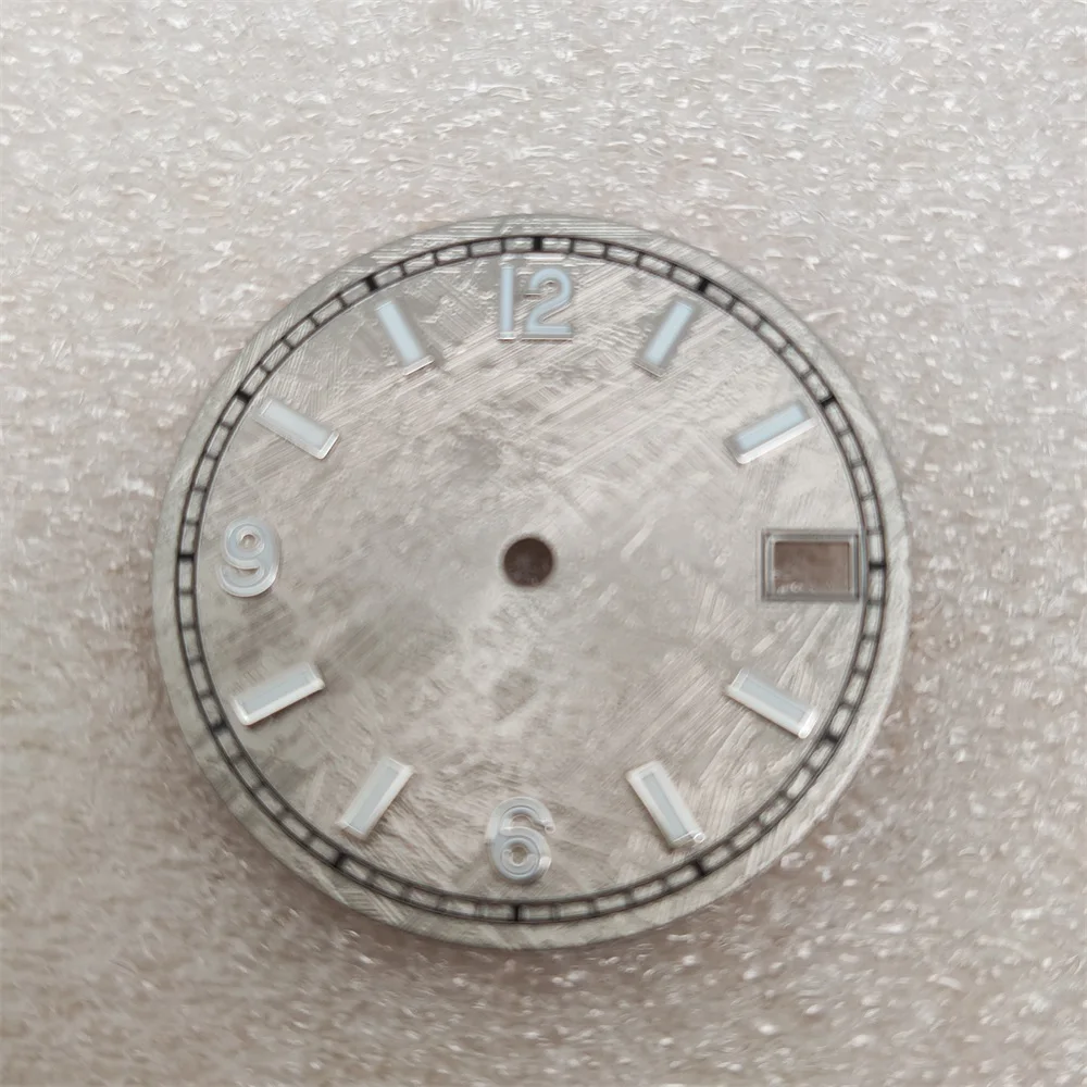 قرص نيزك بنمط 28.5 ملم NH35 قرص ساعة مع مقياس رقمي ملحقات ساعة مضيئة باللون الأخضر لحركة NH35/NH36