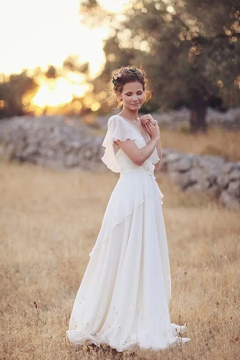 

V-Neck Wedding Dresses Chiffon A Line Short Sleeves Backless Floor Length Ruffles Beach Bridal Gowns Simple Summer