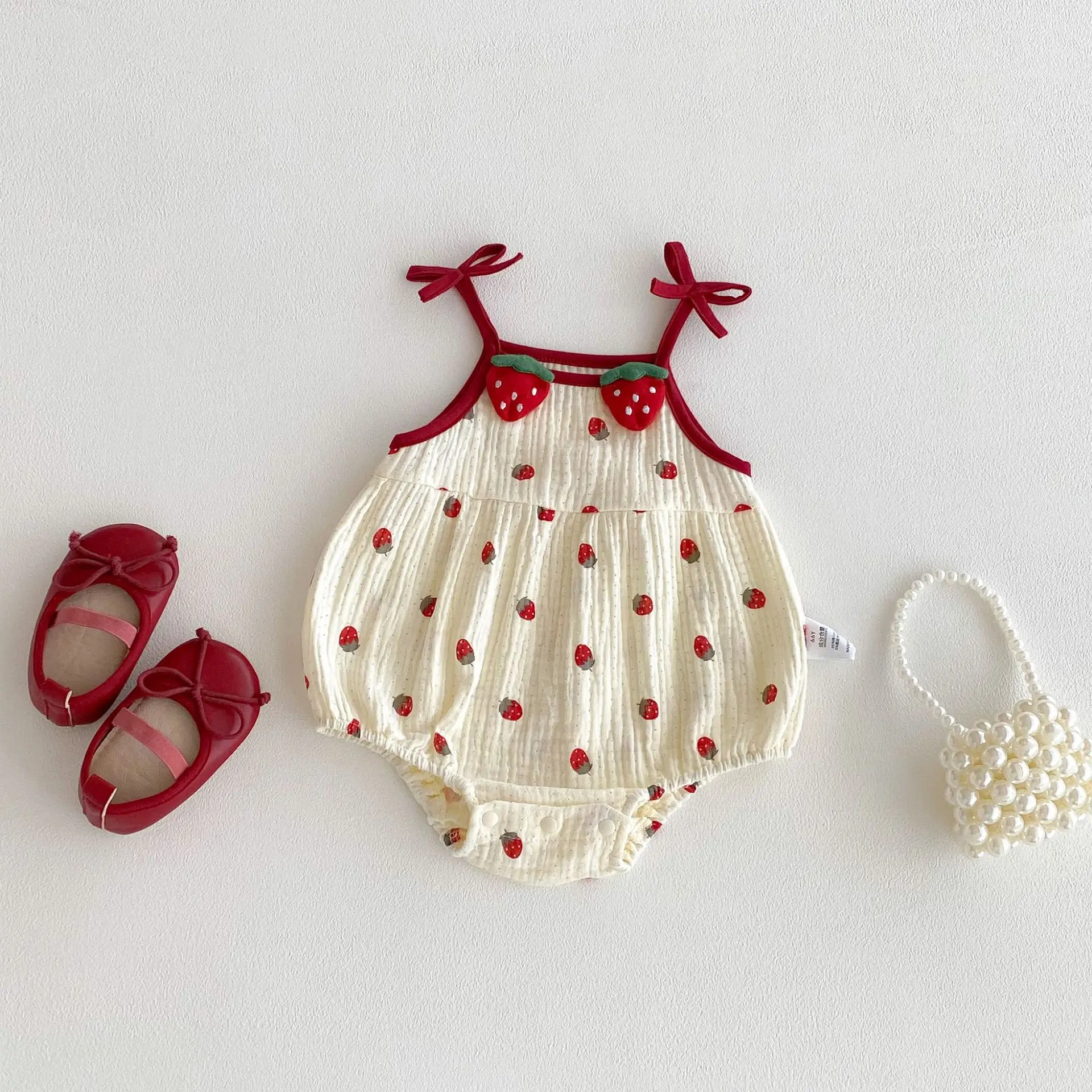 2026 Summer Newborn Clothes Baby Girls Bodysuit Cute Strawberry Pattern Camisole One Piece Clothing Toddler Sleeveless Jumpsuit