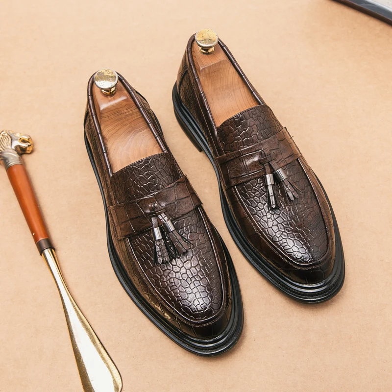Men's Dress Shoes Luxury Printing Business Classic Handmade Oxfords Top Layer Cowhide Leather Black Brown Formal Shoes Big Size