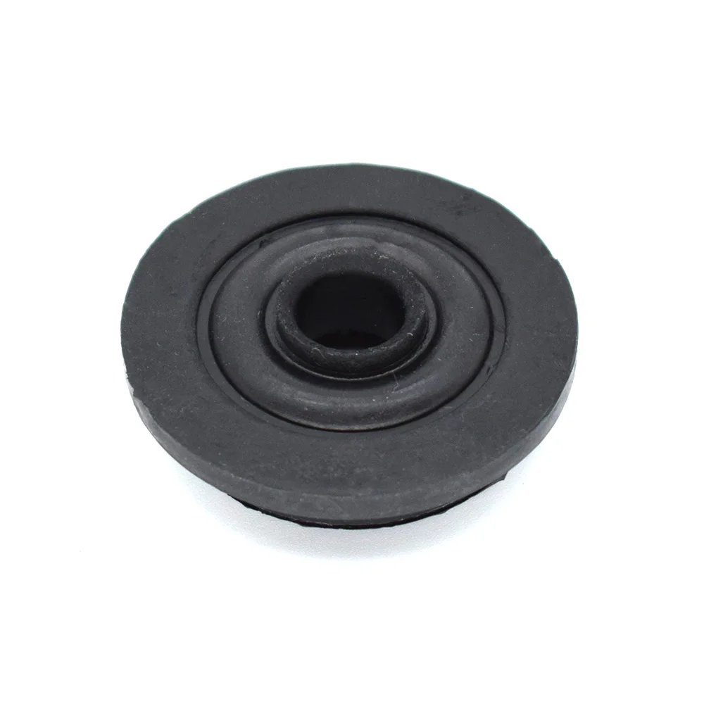 2x Radiator Mount Rubber Bushing For Nissan Ad Van Nv150 y11 y12 Almera Tino v10m Elgrand e52 Bluebird Sylphy g10 g11 Pulsar n16