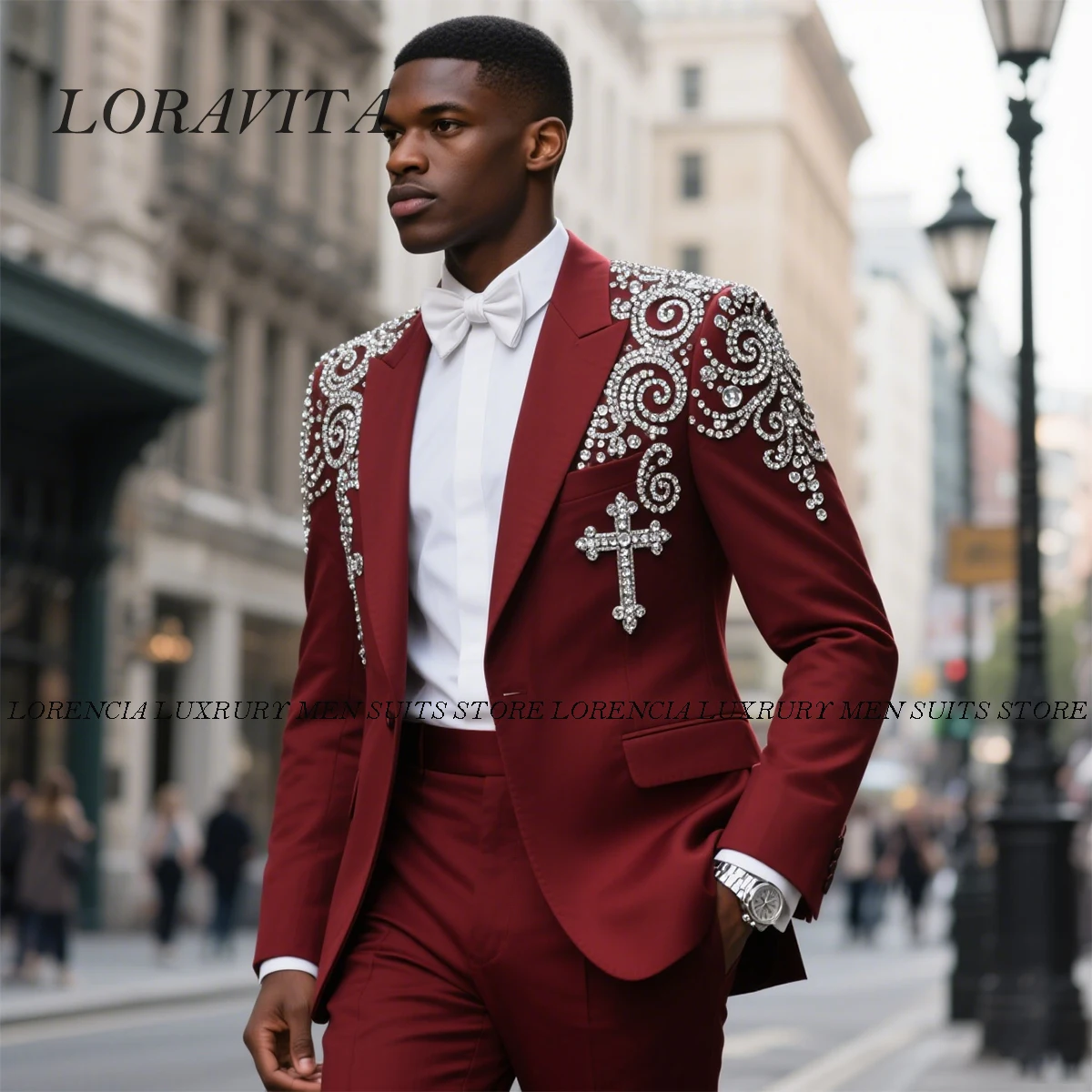 

Customized Sparkly Metal Embellished Diamond Men Suits Peaked Lapel Groom Tuxedos 3 Pieces Sets Party Prom Blazer Costume Homme
