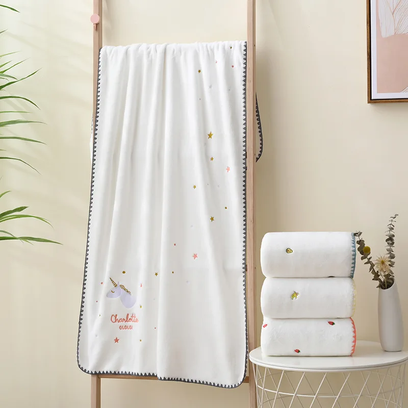 

Inyahome Cute Strawberry Embroider Bath Towels Soft and Absorbent Coral Fleece Bath Towel for Kids Adults Outdoors Pool Travel