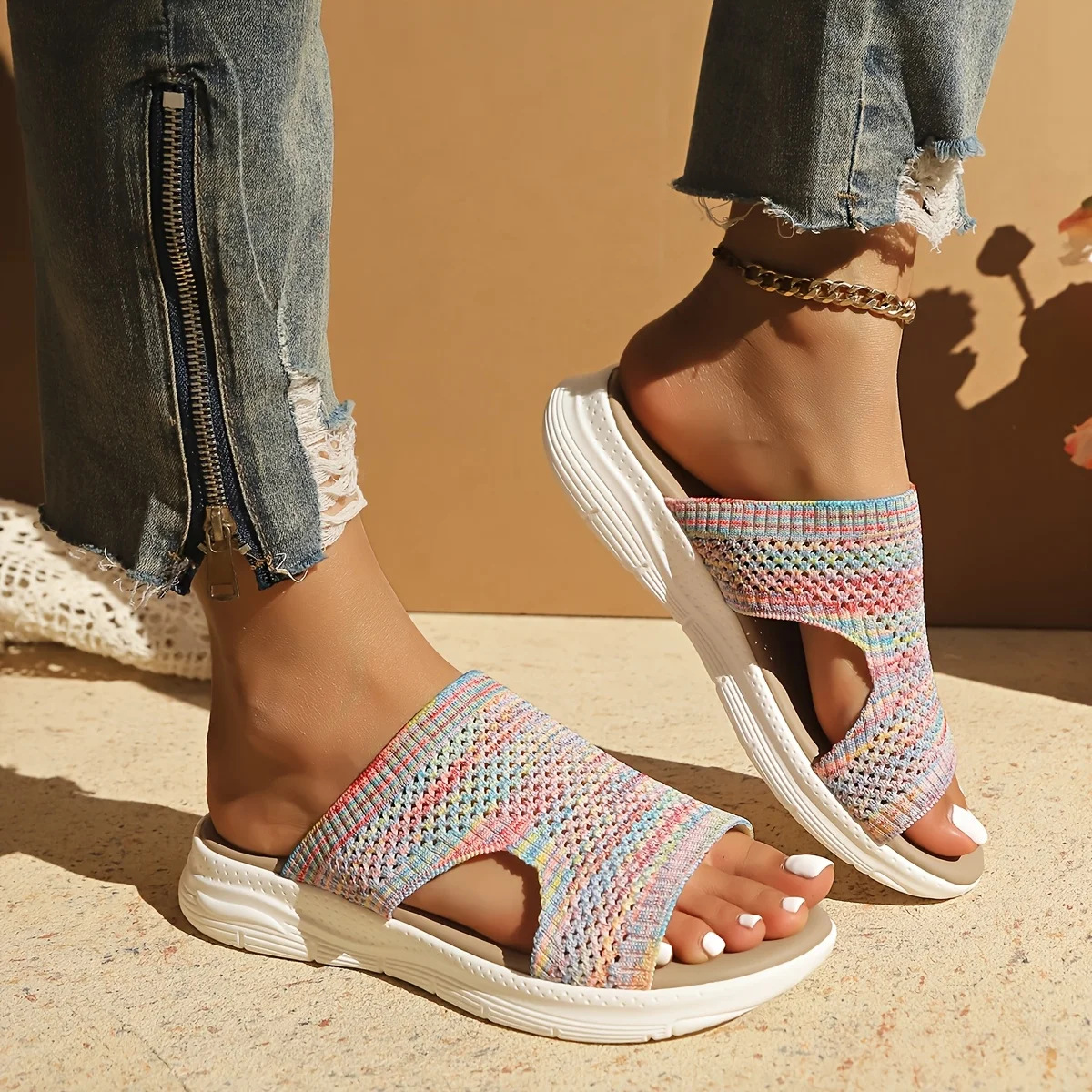 Thumbnail 2 - #21 Cheap Fish Toe Sandals Worth Buying
