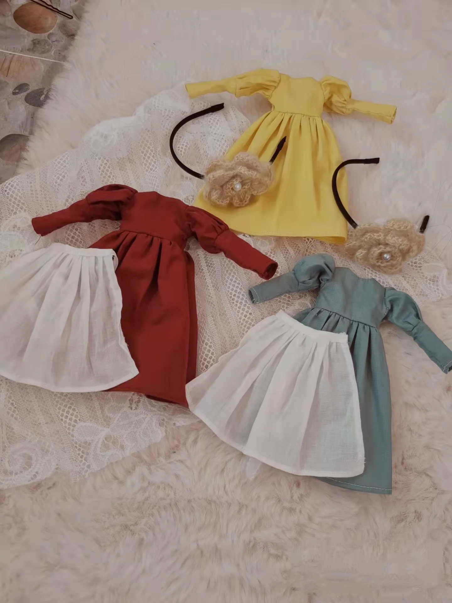 Blythe clothes 1/6  30cm Vintage dresses, aprons skirt bjd toys cloth (Fit for Pullip,Ob24, Licca)