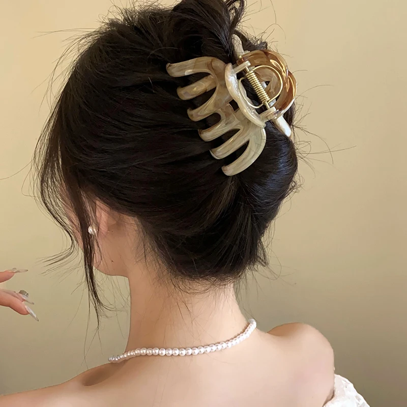 Acetat Hollow geometryczne włosy krab pazur damski Shark Claw klip nakrycia głowy Barrette modna ozdoba akcesoria do włosów dziewczyny prezenty — zdjęcie 5