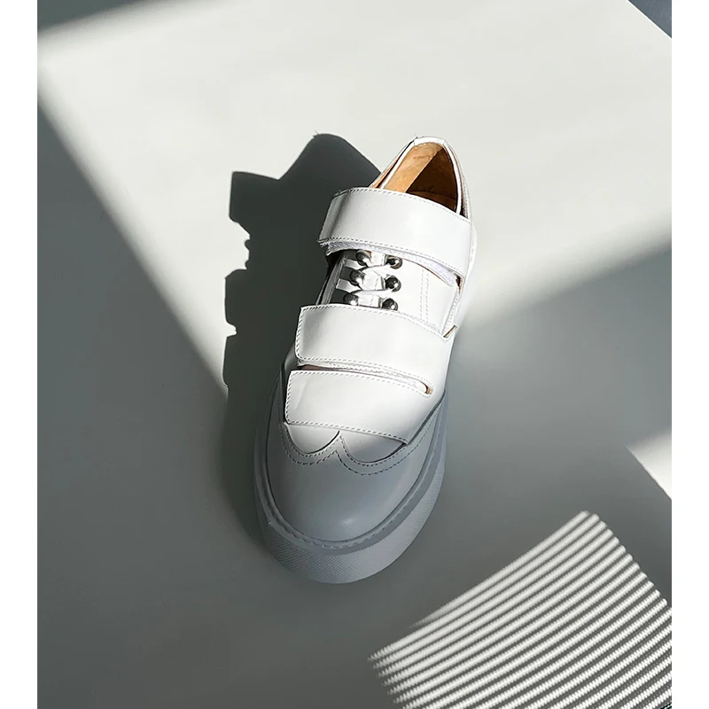 Luxury Design White Cow Leather Men Skate Shoes Adjustable Hook Loop Chunky Platform Sole Minimalist Runway Fashion Footwear