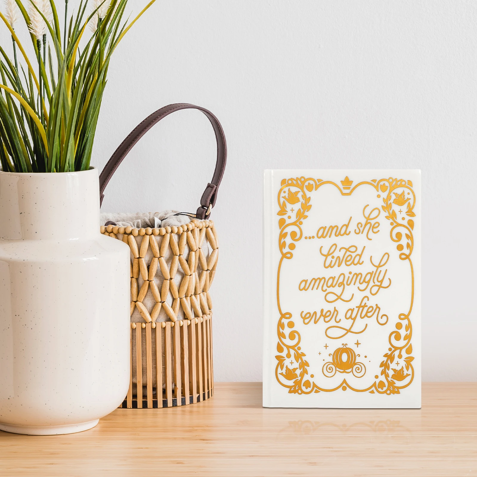 

Ceramic Book Shaped Flower Vase Decorative Vase for Fresh Dry Flower Arrangement Home Office Balcony Decor Desktop Decor