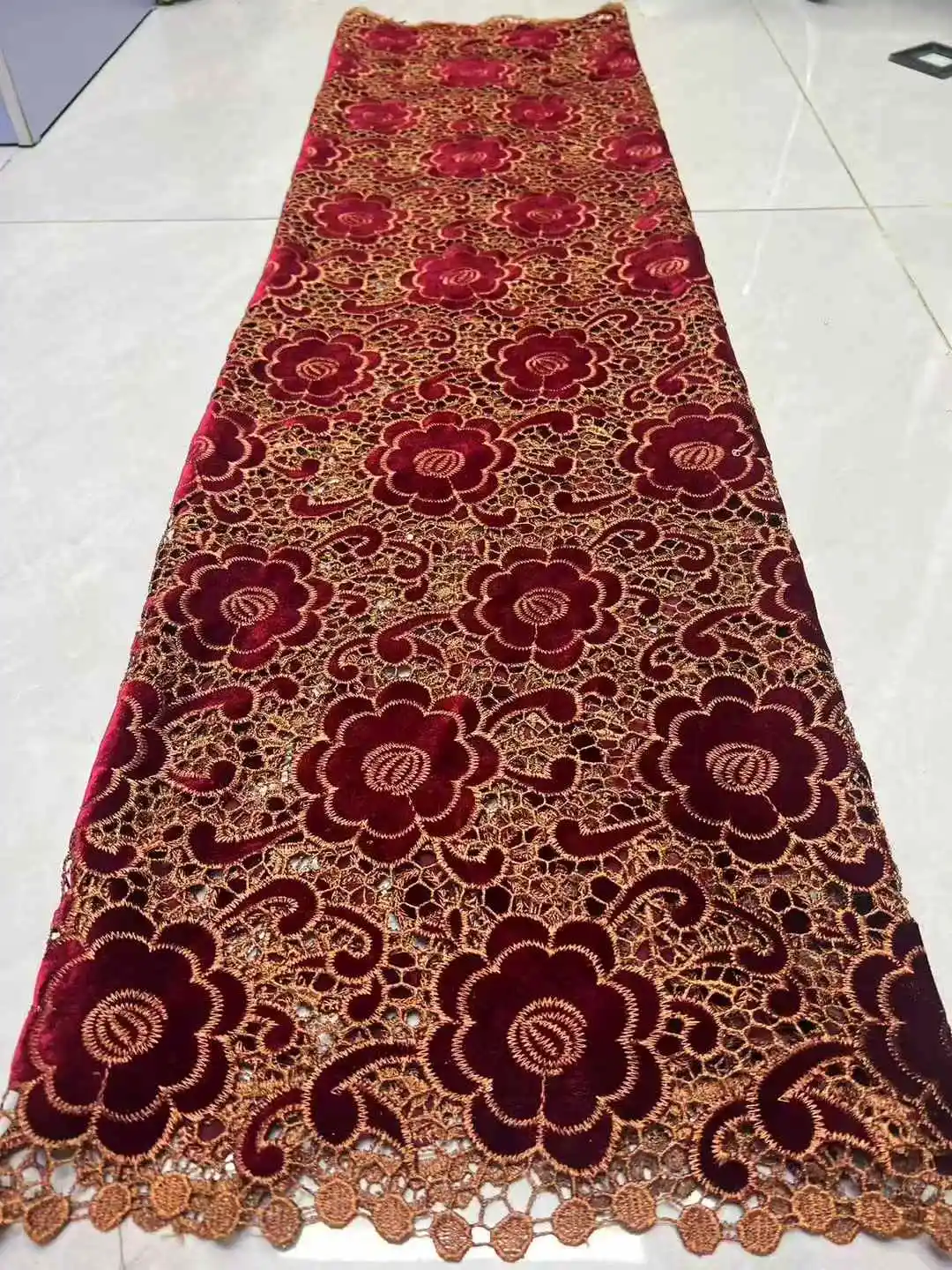 

Нигерийское бархатное кружево 2026: высококачественная африканская бархатная ткань (5 ярдов) для женских свадебных платьев и шитья