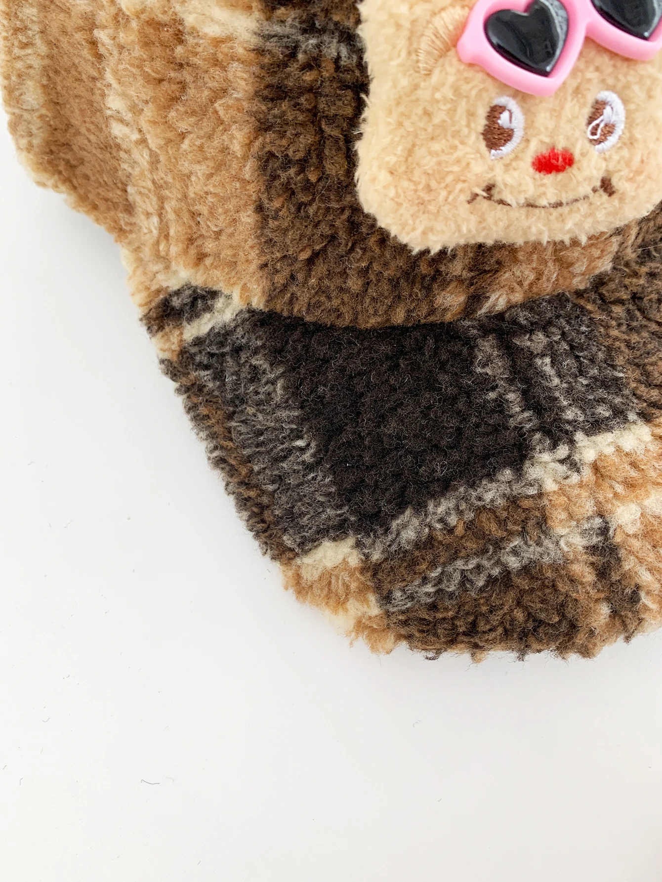 Бархатная фуражка с мультяшным медведем, ягненком, милая и универсальная, бейсбольная кепка в клетку с цветными блоками, утолщенная теплая осенне-зимняя теплая шапка