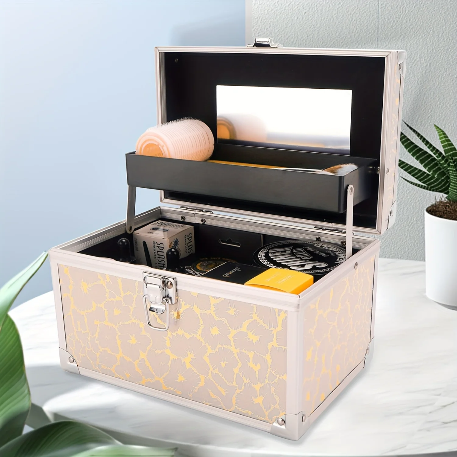 Travel-Friendly Makeup & Jewelry Organizer with Mirror - Spacious Case for Women - Convenient Travel Companion