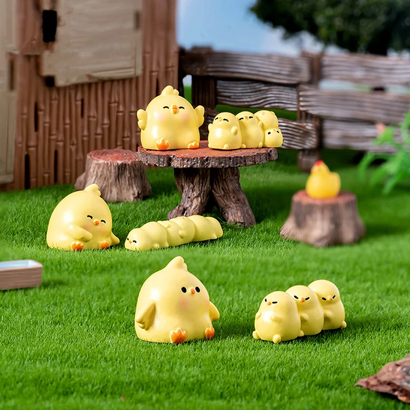 Micro Landscape Cartoon Cute Little Chicken Figurine Resin Ornament DIY Fairy Garden Accessories For Dollhouse Craft Decorations