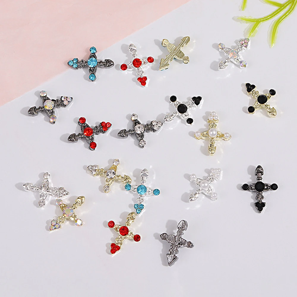 10 sztuk cyrkon Punk Cross Nail Art Charm 3D błyszczący kolorowy diamentowy krzyż części biżuterii do paznokci DIY luksusowe akcesoria do Manicure