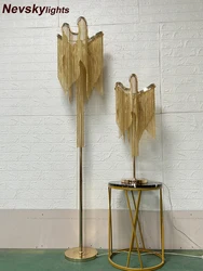 Table lamp with tassel flor light black