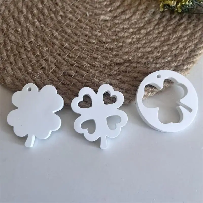 

Silicone Keychain Moulds Pendant Mold Four Plant Hand-Making Molds Jewelry Tool Suitable for Making Pendants