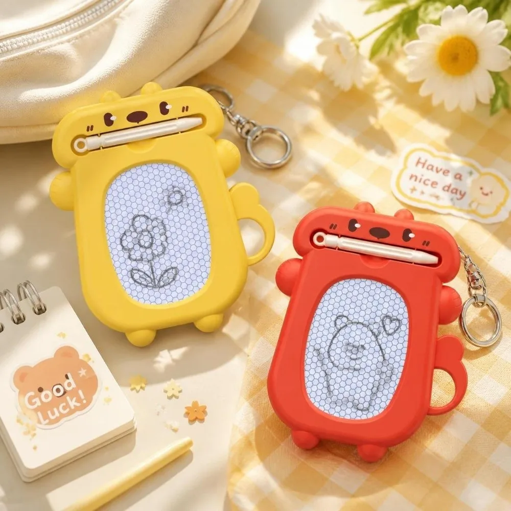 DIY Magnetic Drawing Board Keychain Funny Creative Mini Doodle Pad Keychain Erasable Hanging Charm Writing Board Pendant