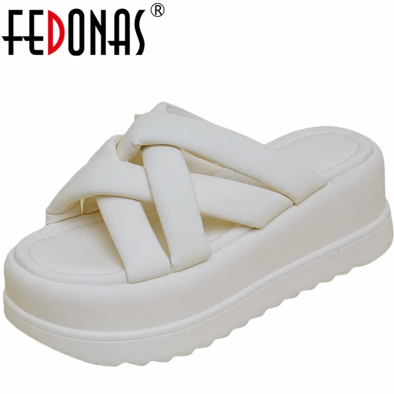 Grube platformy fednas klapki letnie New Arrival wygodne modne buty w stylu Casual, imprezowa rekreacyjne sandały damskie czółenka