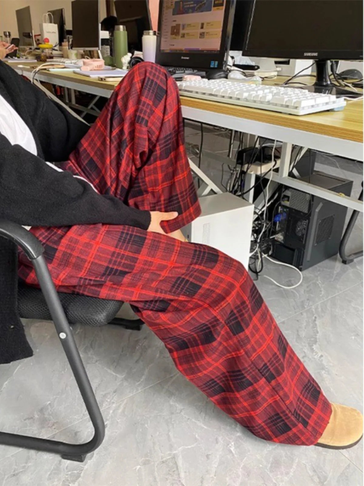 Loose Men's Plaid Pants Wine Red Soft Fluffy Autumn Winter High Waist Lazy Style Loose Feeling Wide Leg Long Casual Trousers