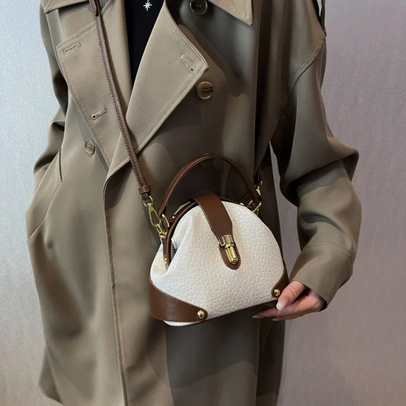 

Chic-suede-touch 2025 Новая женская роскошная брендовая кожаная сумка Известный дизайнер Простая популярная классика ​