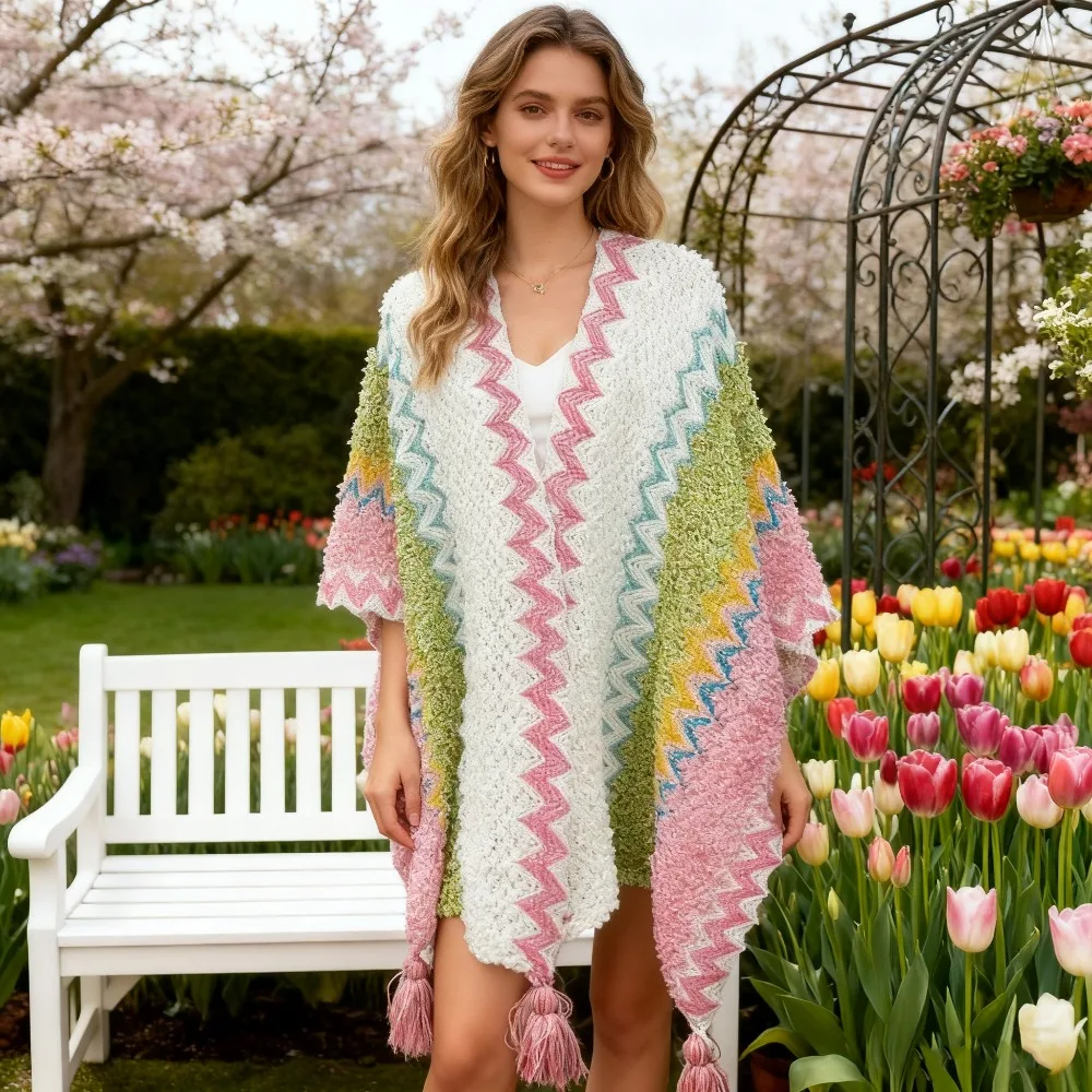 Ethnic style cloak, a must-have for winter travel, a cape, a northwest wind cardigan, a fringed blanket to keep warm