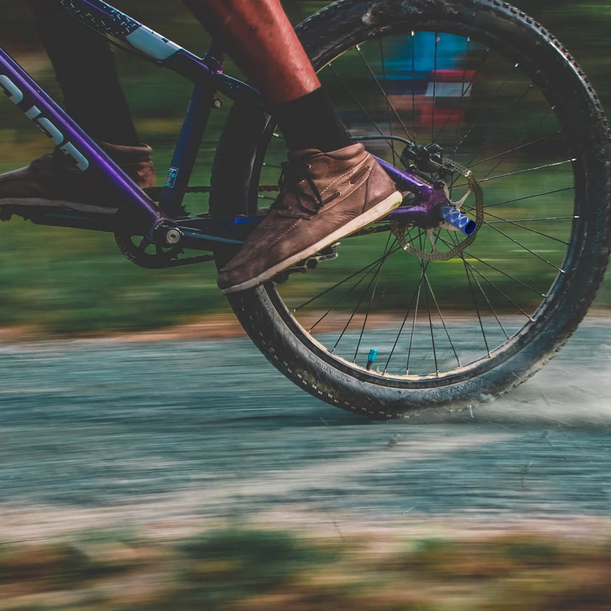 

Aluminum Alloy Bicycle Pedals Sturdy Cylinder Footpeg For Mountain Bike Repair Replacement Long Lasting Blue Cycling