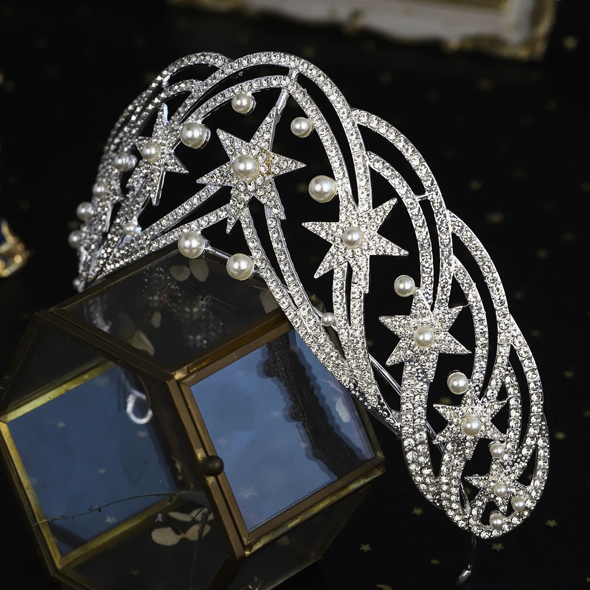 Luxury Celebrity Style Hair Accessories Wedding Tiara Vintage Crown For Women ins Style Star Rhinestone Pearl Crown As Gifts