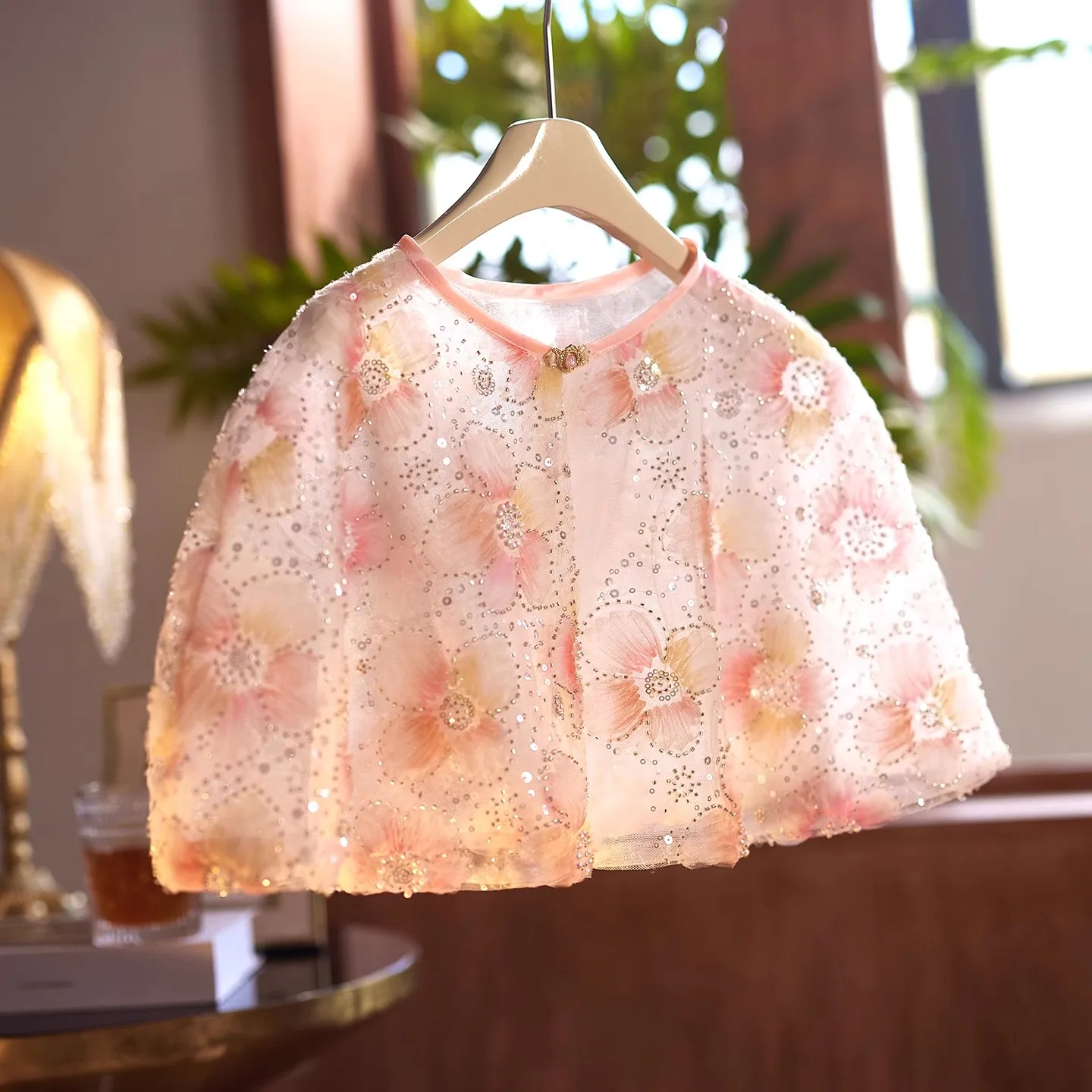 

Women's Vintage Sequins Lace Pashmina Female Chinese Style Show Cosplay Party Shawl Cloak Collar R3014