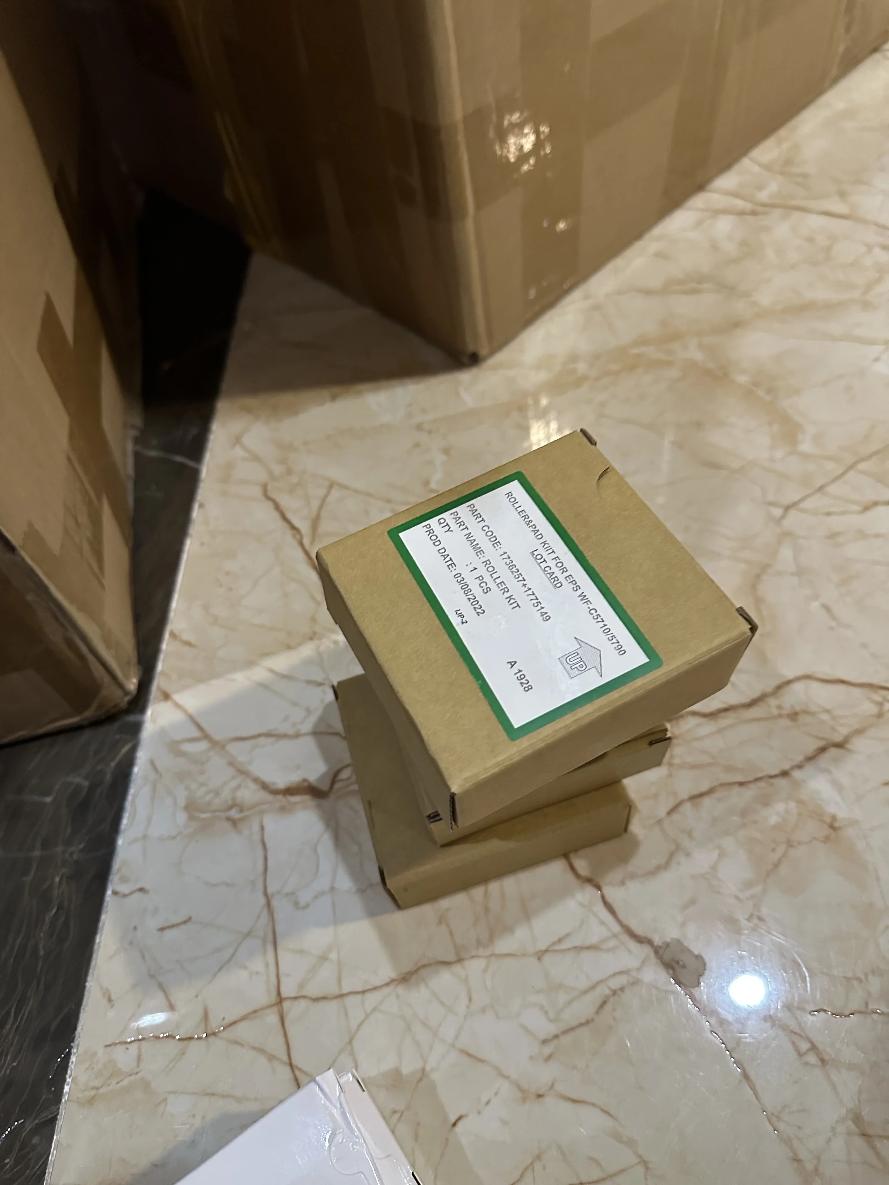 

1 комплект ролика захвата для EPSON WF C529R C579R C5210 C5290 C5299 C5710 C5790 M5298 M5299 M5799 ET-8700