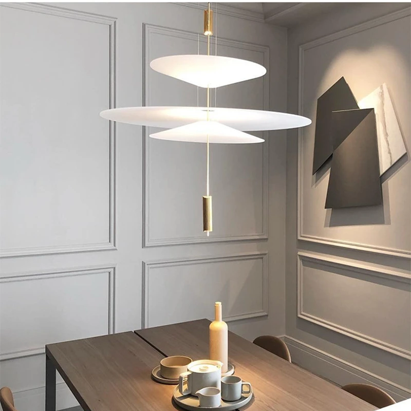 

Постмодернистский светодиодный подвесной светильник с летающей тарелкой, многослойная акриловая лампа, обеденный стол, бар, гостиная, кухня, подвесной белый свет