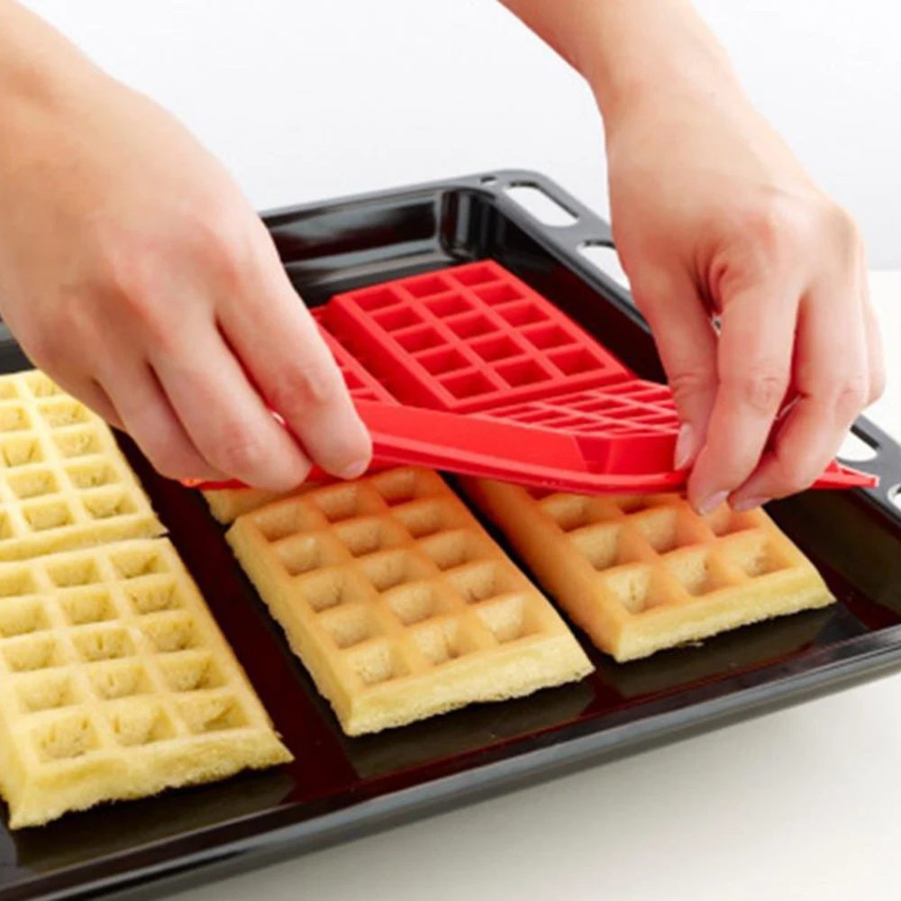 

Waffle Mold Silicone Square-Shaped Baking Molds Muffin Pans Chocolate Bread Pie Flan Bakeware