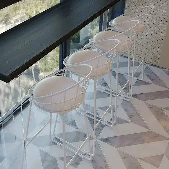 Balcony  Acrylic Suspension Against The Wall Balcony Bar Casual High and Chair Combination