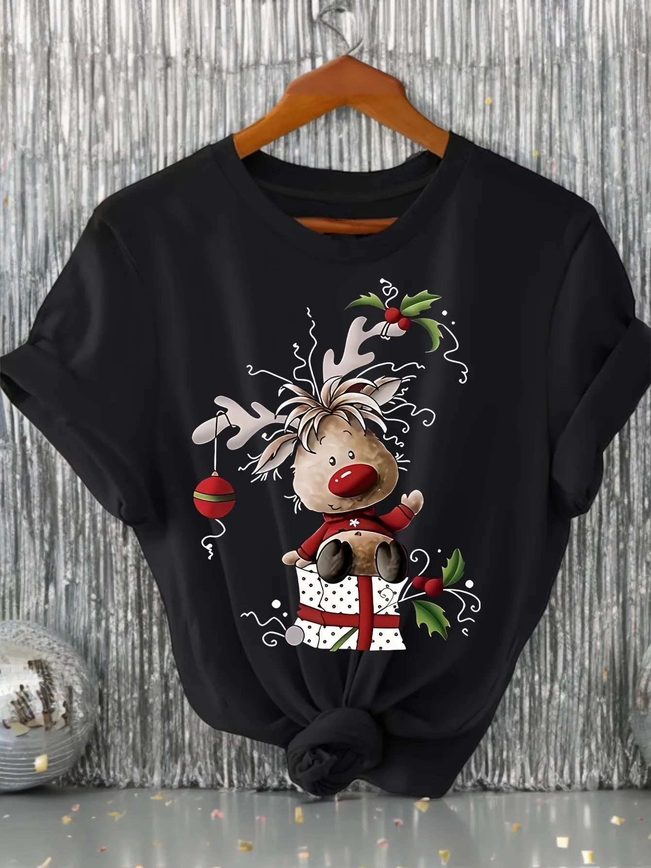 

Women's Christmas Graphic Print T-Shirt - Short Sleeve Crew Neck Casual Top with Festive Reindeer Holiday Motifs