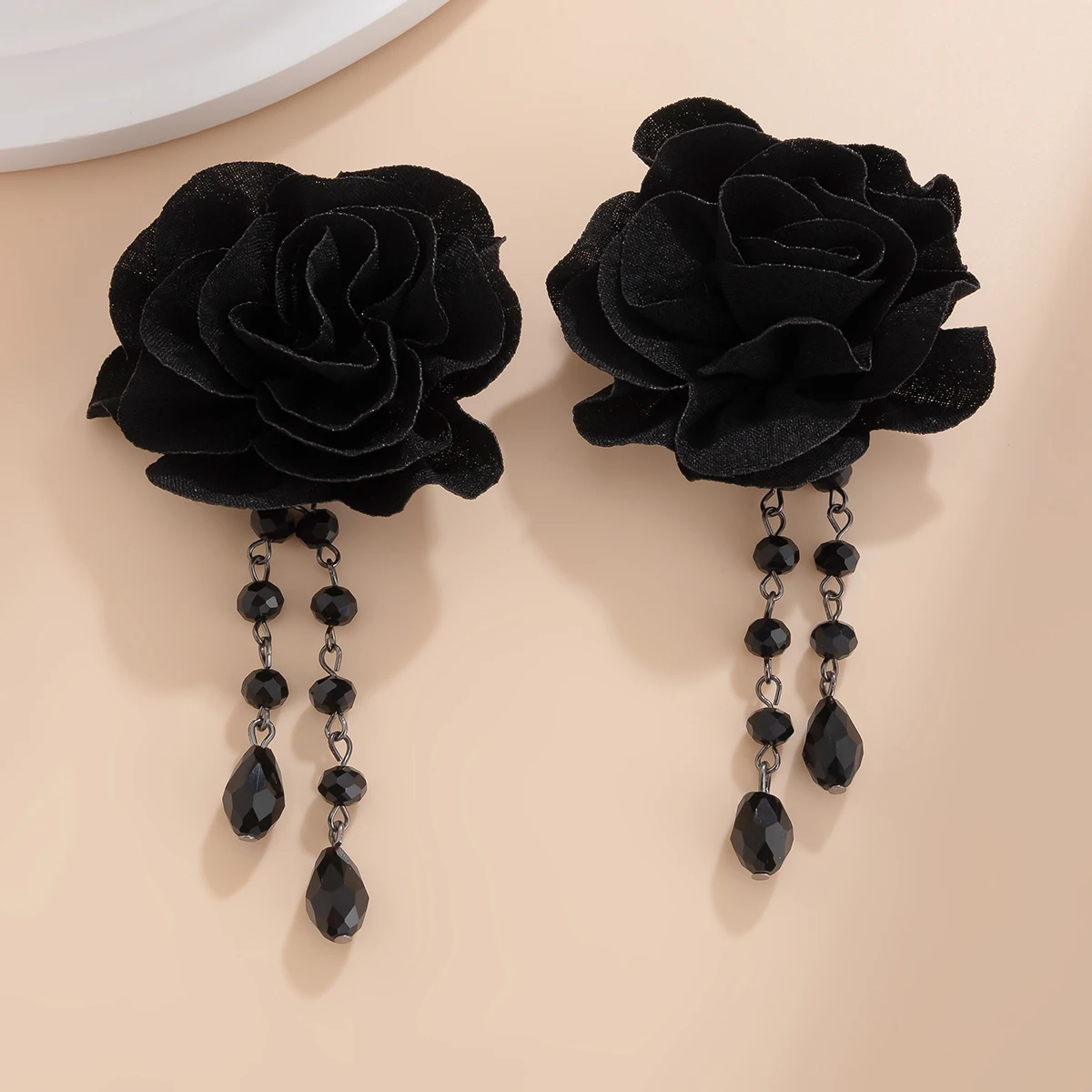 SHIXIN Gothic Vintage Large Black Flower orecchini pendenti per le donne Punk Water Droplet nappe orecchini decorazione dell\'orecchio di Halloween