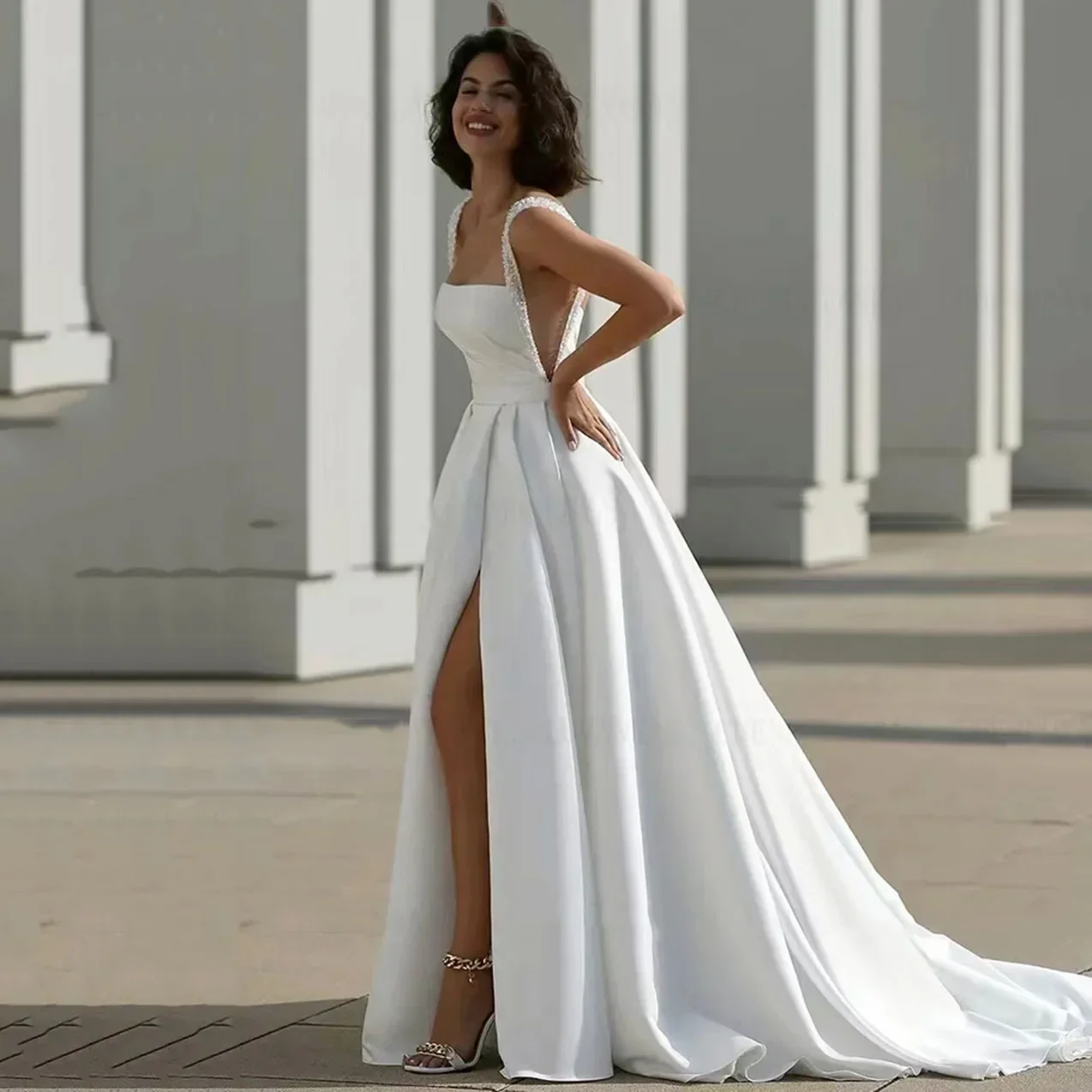 

Elegant Wedding Gowns Pearl Strap Sexy Side Bride Dresses White Women Party Dress Bridal Gown Fashion High quality Classic
