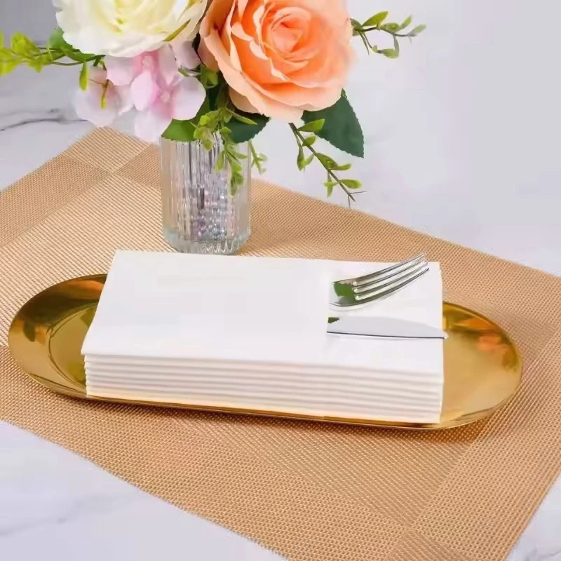 25/50/100 قطعة مناديل ورقية بيضاء مطوية مسبقًا مدمجة في أدوات المائدة جيب المناديل القابل للتصرف لعيد الميلاد حفل زفاف مقهى لوازم #4