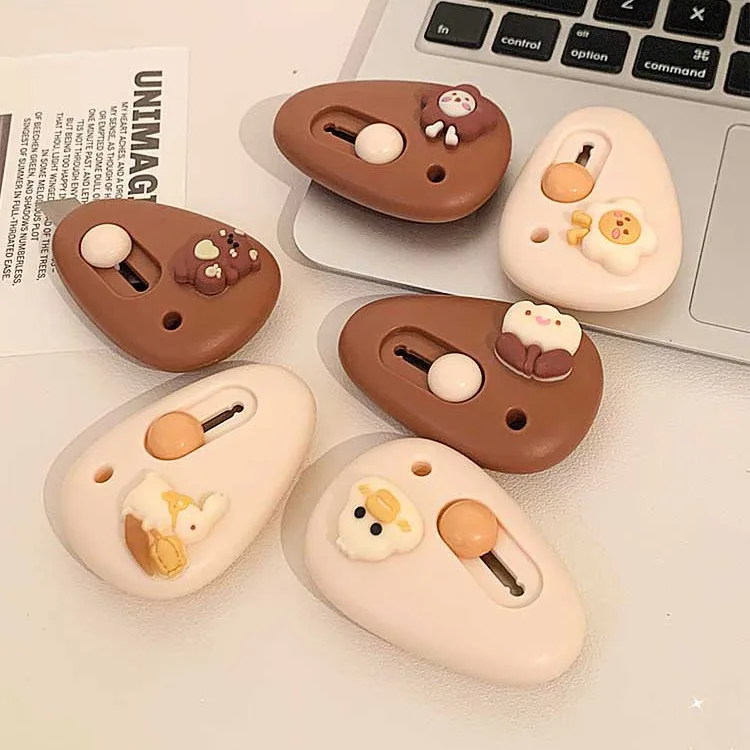 

Cartoon mini utility knife portable portable express knife student express unpacking envelope office paper cutter