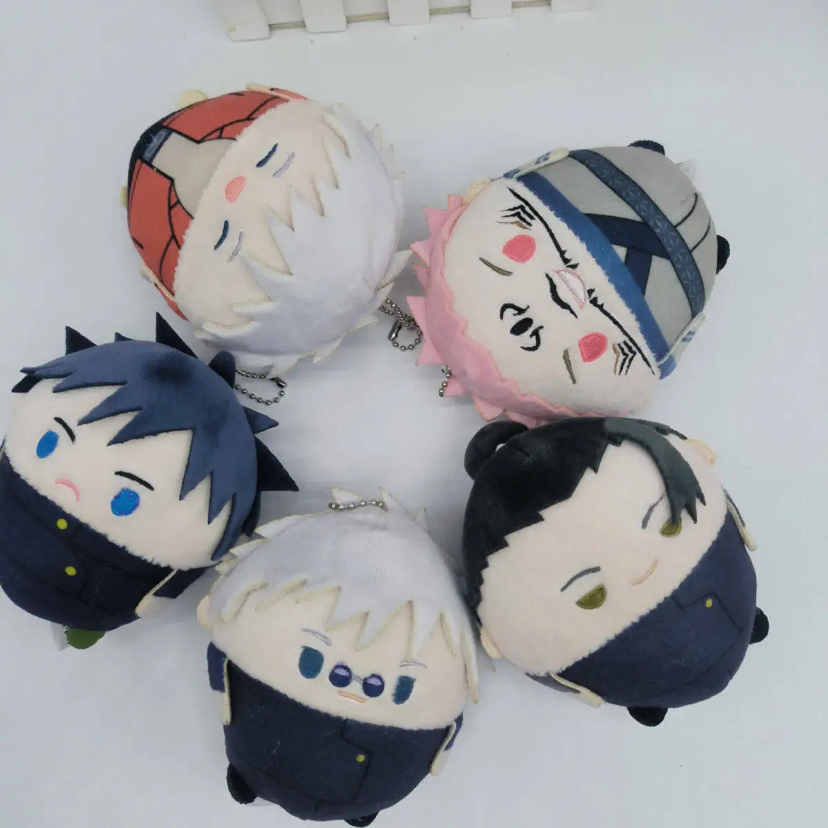 Image of Gefüllte Jujutsu Kaisen Anime Plüschkissen-Anhänger Spielzeuge Gojo Satoru Tadori Yuuji Nanami Kento Ryoumen Sukuna Sammlerstücke Geschenke