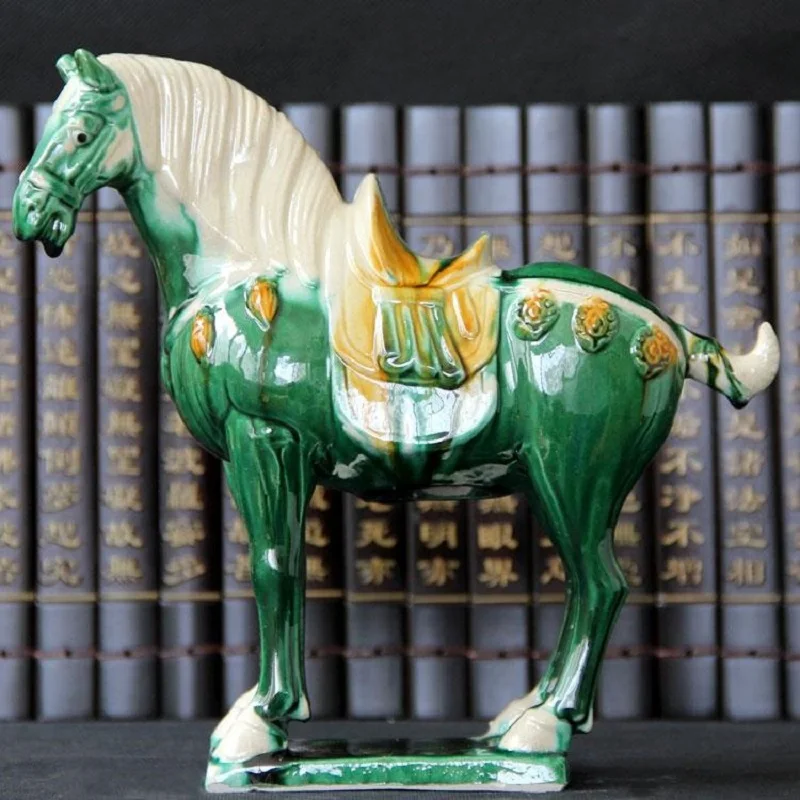 Tang Sancai Blue Glazed War Horse antica porcellana uneared in imitazione museo antico cavallo decorazione