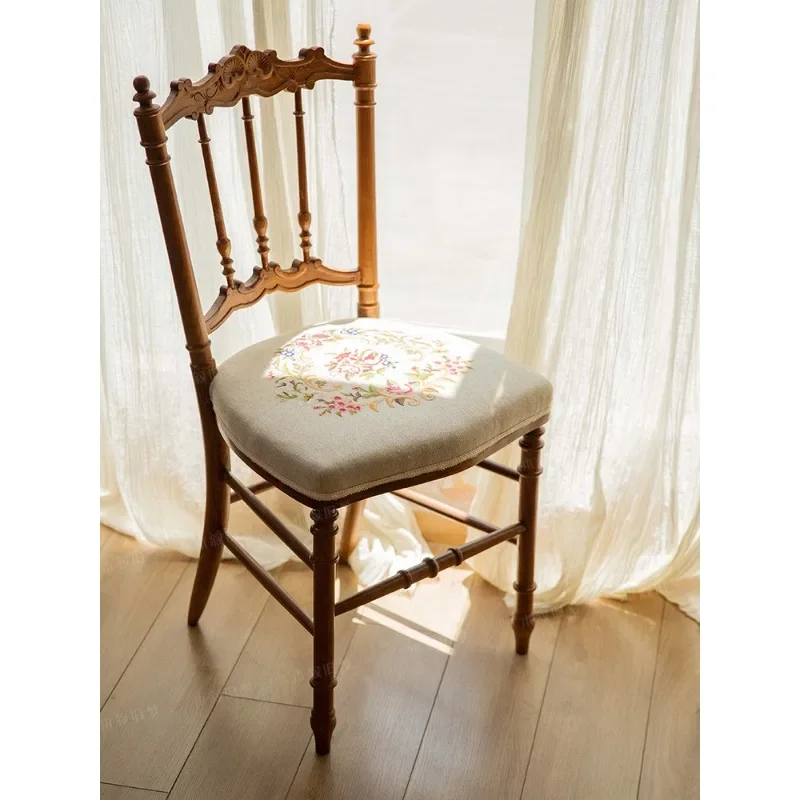 Solid wood dining chair Chinese antique style B & B hotel restaurant chair Alice chair French retro home embroidery soft bag