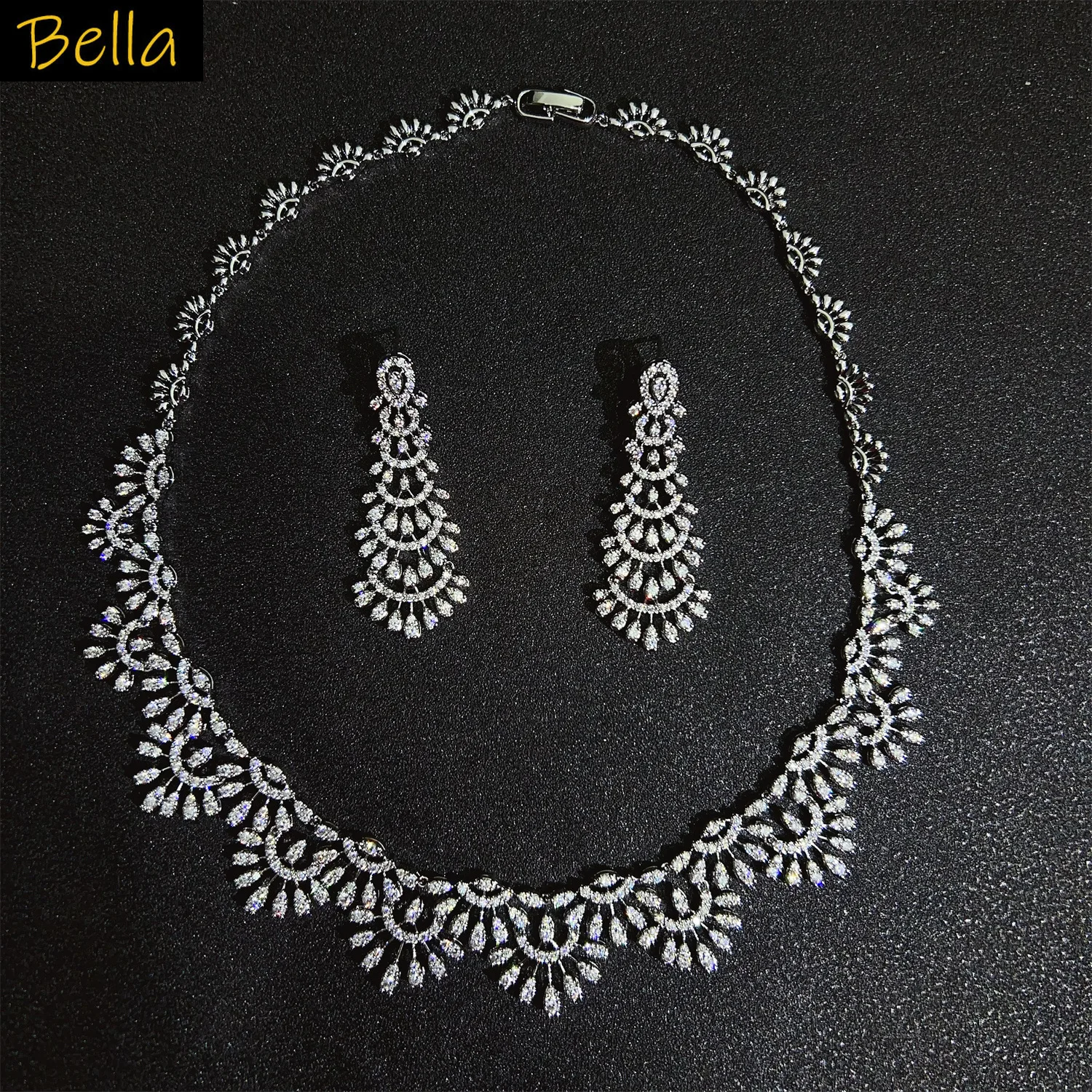 Shiny Zirconia Jewellery Sets 2pcs Necklace Earrings Wedding Bride Luxury Jewelry Silver Color Leaf Flower Fan Shape Pendant