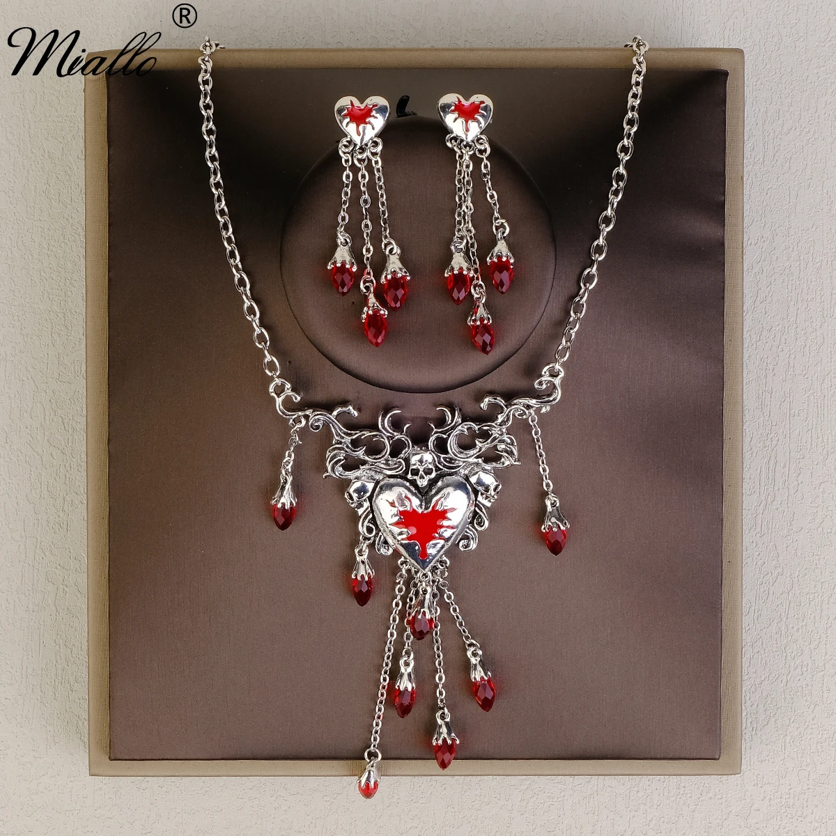 Halloween Heart Broken Rhinestone Necklace Earrings Set Gift Box Party Women's Horror Jewelry Holiday Thriller Attire