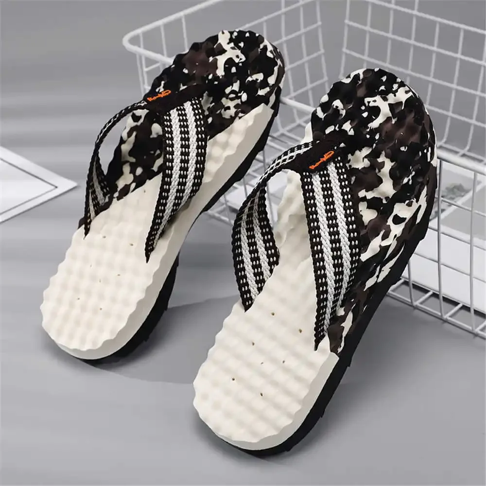 Bath Fall Luxury Brand Designer Shoes White Mens Sandals Rubber Slippers Gold Sneakers Sport Snekaers Ternis Design Class