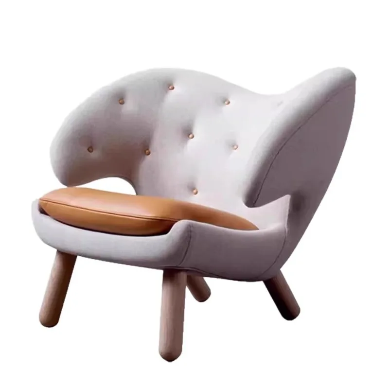 

Nordic light luxury sofa chair designer creative hotel B & B living room leisure chair reception guest croissant
