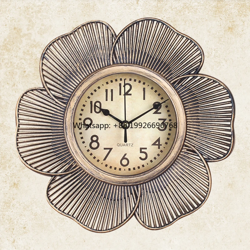 

Spanish Style Modern Light Luxury Minimalist Wall Clock factory