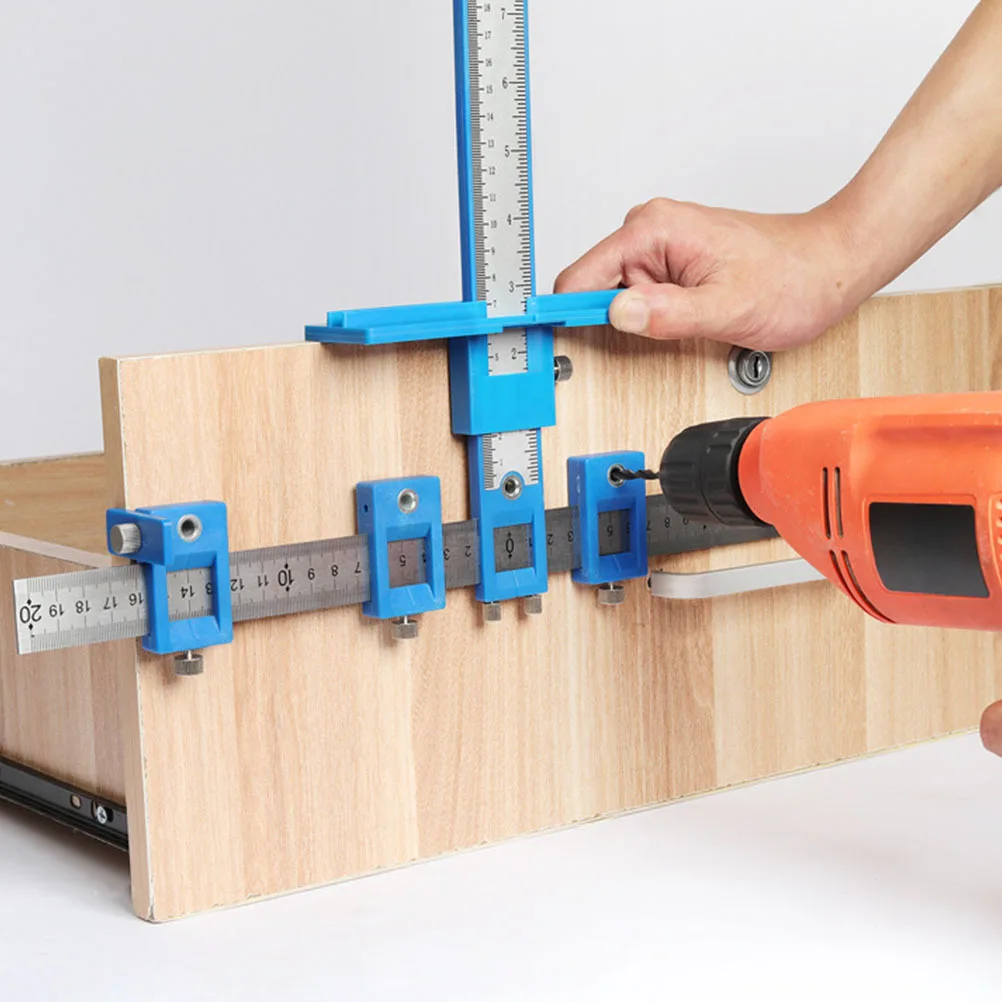 

1Pcs Punching Hole Locator Adjustable Hand Tool Woodworking Auxiliary Tool Manual Punching Assistant Positioner