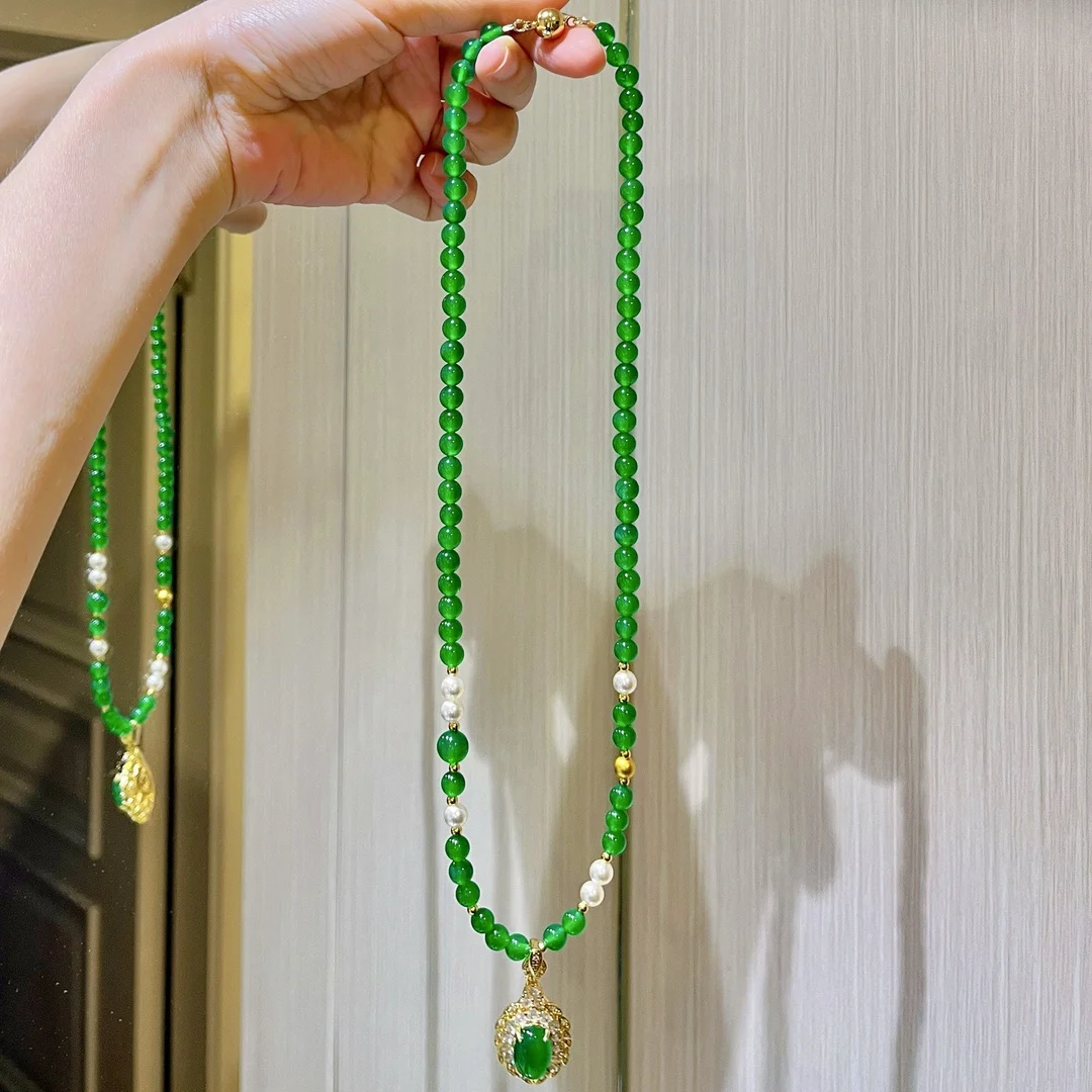 

Original design new Chinese ice through haute couture natural green chalcedony Ruyi white chalcedony pendant necklace sweater ch